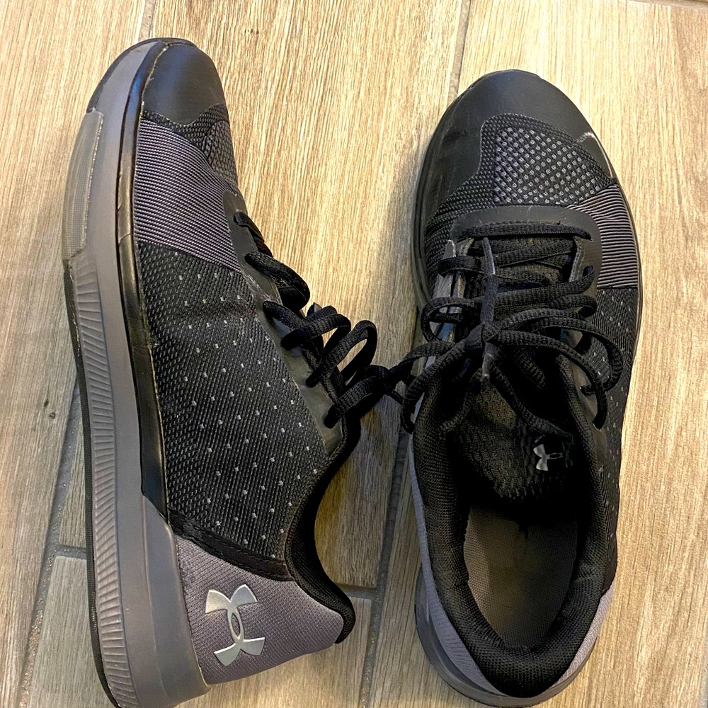 Women’s Under Armour shoes